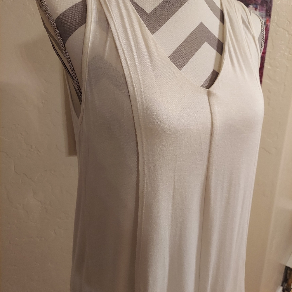 Vision Layered TankTop - Picture 2 of 8